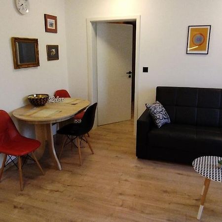 Cute Apartment Marla Art Close To Center بولا المظهر الخارجي الصورة