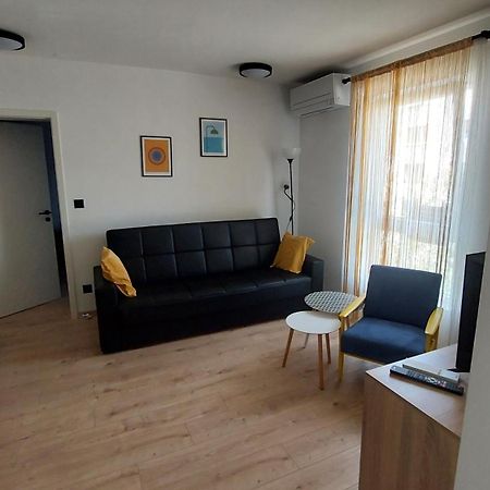 Cute Apartment Marla Art Close To Center بولا المظهر الخارجي الصورة