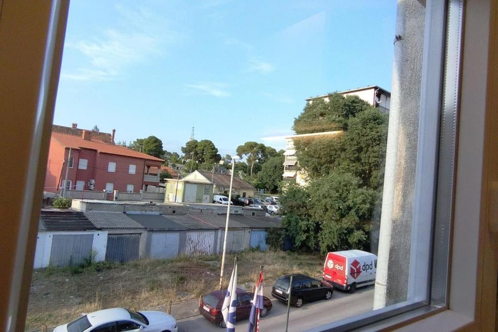 Cute Apartment Marla Art Close To Center بولا المظهر الخارجي الصورة