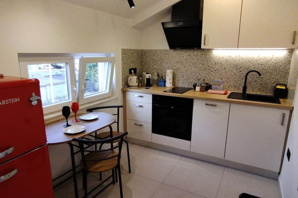 Cute Apartment Marla Art Close To Center بولا المظهر الخارجي الصورة