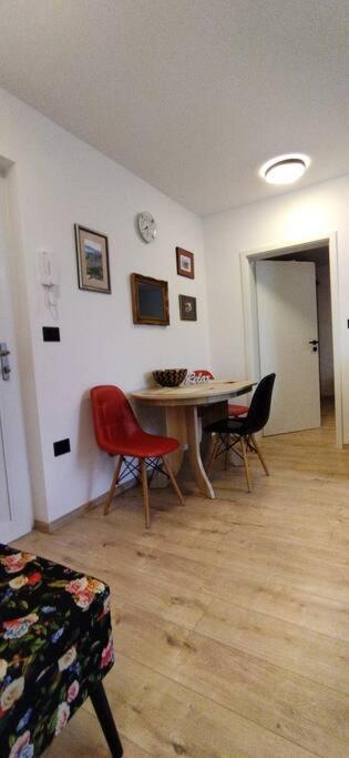 Cute Apartment Marla Art Close To Center بولا المظهر الخارجي الصورة